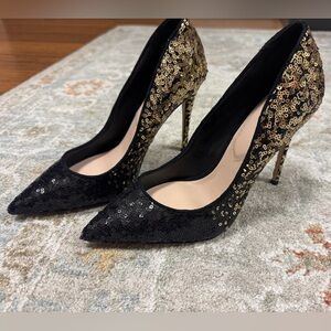 Aldo Elegant Black and Gold Sequin Stilettos